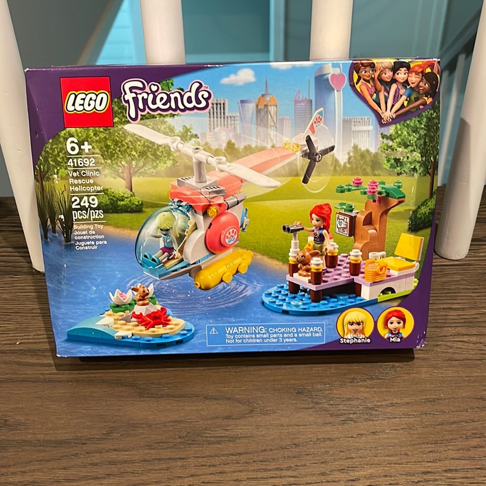 LEGO FRIENDS VET CLINIC